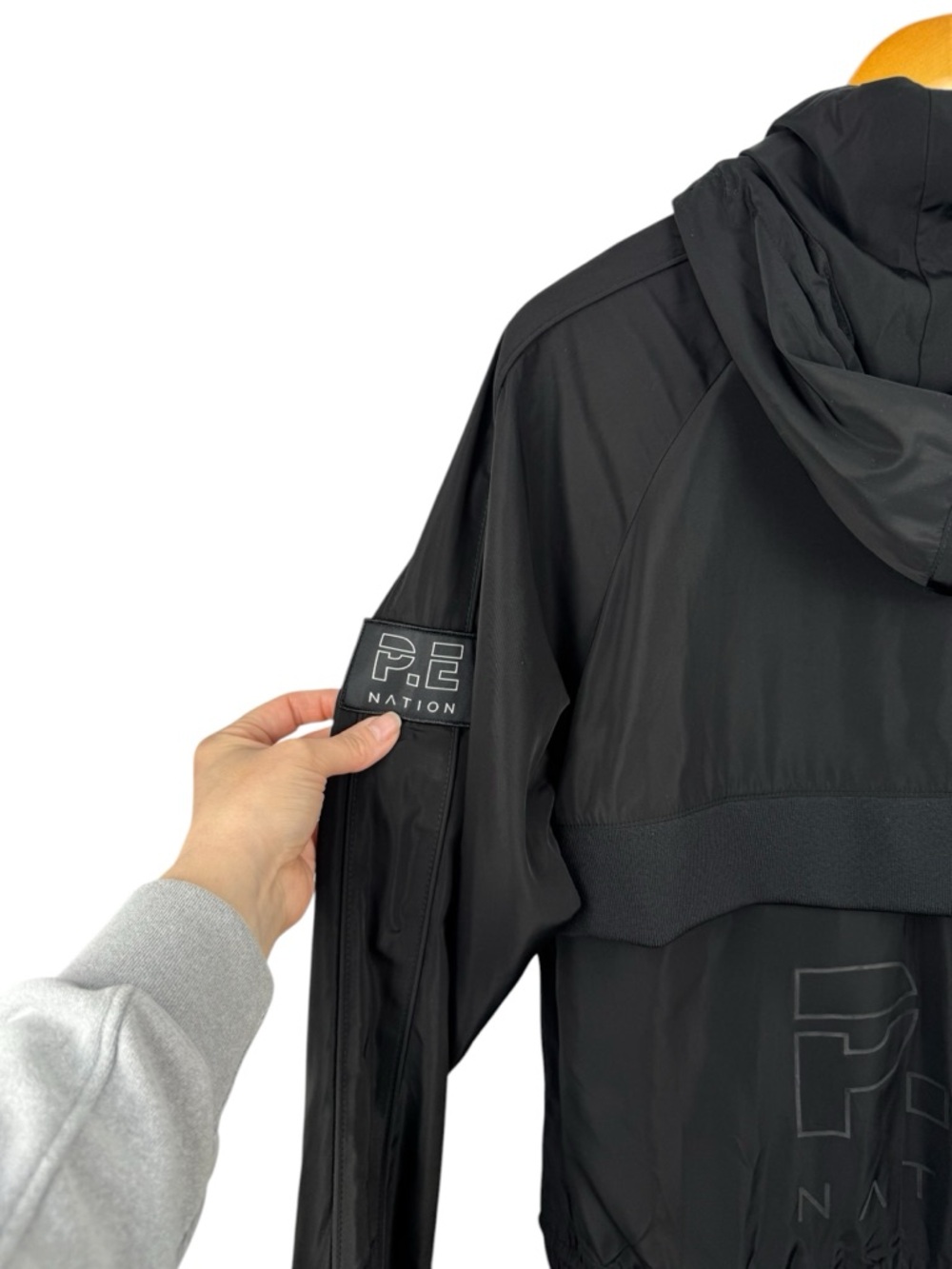 P.E NATION Baseline Endurance Man Down Jacket Black Size XS Athleisure Oversized - Picture 8 of 16